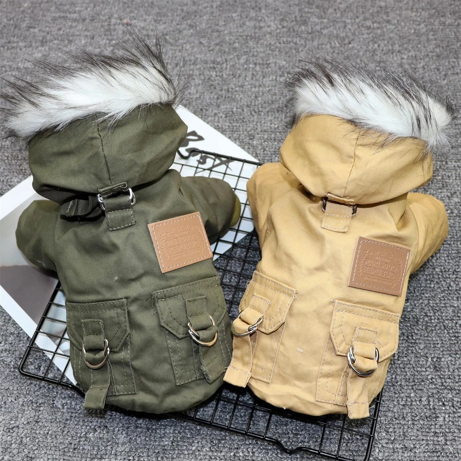 Dog Pet Winter Thickened Hiking Coat with Hooded Coat Soft and Comfortable Dog Coat Jacket Outdoor Sports Pet Clothing